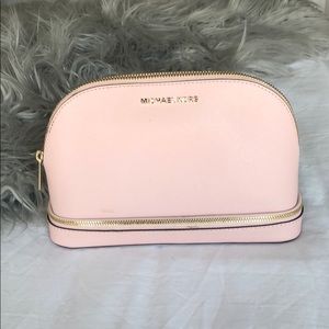 Michael Kors Make Up Bag